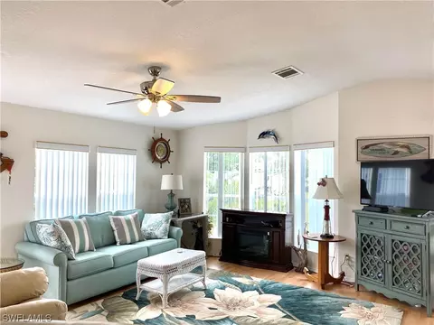 4611 Lincoln Ln E, Estero, FL 33928 photo 4
