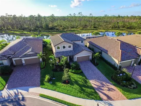 20528 Black Tree Ln, Estero, FL 33928 photo 2
