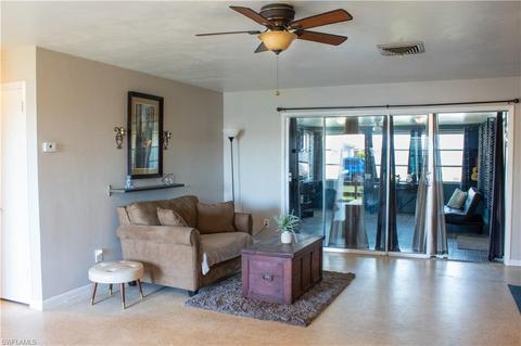 800 Juno Dr, Lehigh Acres, FL 33936 photo 3
