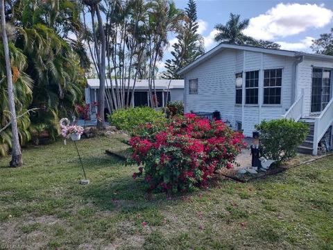 10941 Brown Pelican Cir, Estero, FL 33928 photo 4