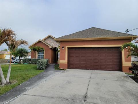 1211 Dodwin St E, Lehigh Acres, FL 33974 photo 1