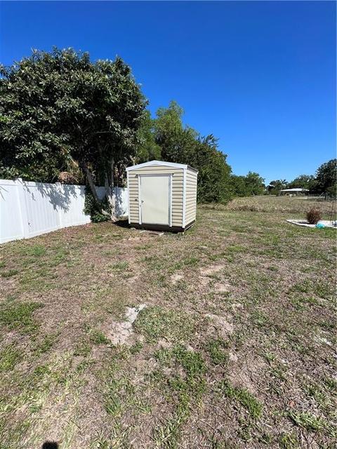 4096 Rainbow Cir, Labelle, FL 33935 photo 6