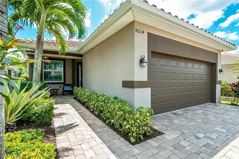 9214 Astonia Way, Fort Myers, FL 33967 photo 2