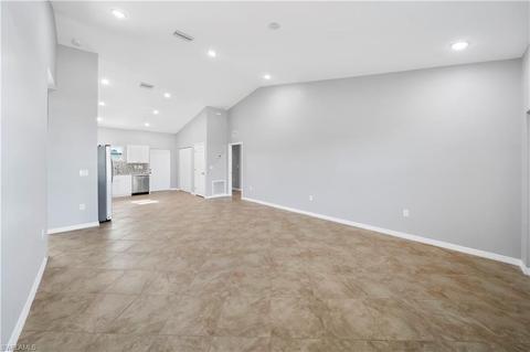 8041 Oakleaf Cir, Labelle, FL 33935 photo 8