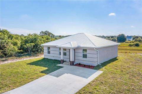 8041 Oakleaf Cir, Labelle, FL 33935 photo 6