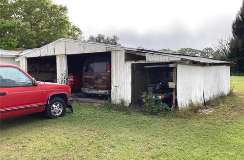 255 Wilson Rd, Labelle, FL 33935 photo 4