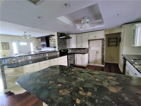 1738 Riverside Dr, Moore Haven, FL 33471 photo 7