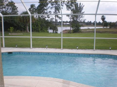 868 Haskell St E, Lehigh Acres, FL 33974 photo 7