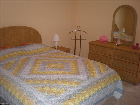 868 Haskell St E, Lehigh Acres, FL 33974 photo 5