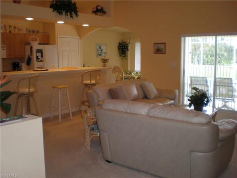 868 Haskell St E, Lehigh Acres, FL 33974 photo 3