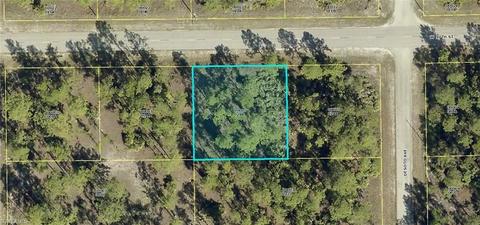 803 W 17th St, Lehigh Acres, FL 33972