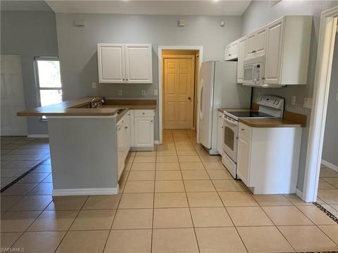 1218 Ecclus St E, Lehigh Acres, FL 33974 photo 4