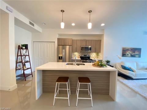 15901 Royal Pointe Ln #102, Fort Myers, FL 33908