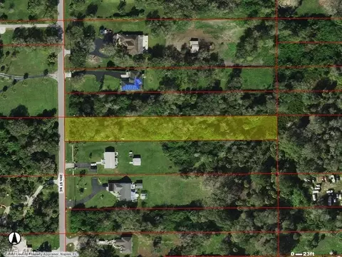 220 20th St NE, Naples, FL 34120