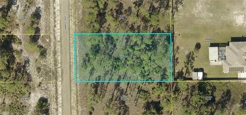 404 Abbott Ave, Lehigh Acres, FL 33972