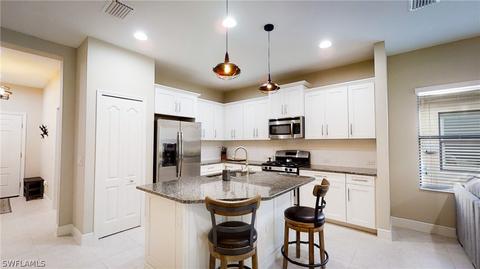 10092 Montevina Dr, Estero, FL 33928 photo 5