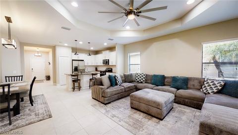 10092 Montevina Dr, Estero, FL 33928 photo 2