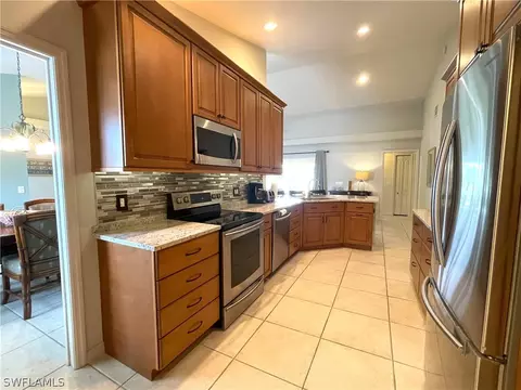 5151 Coldstream Ln, Naples, FL 34104 photo 7