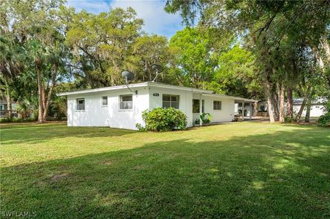 439 6th Ave, Labelle, FL 33935 photo 4