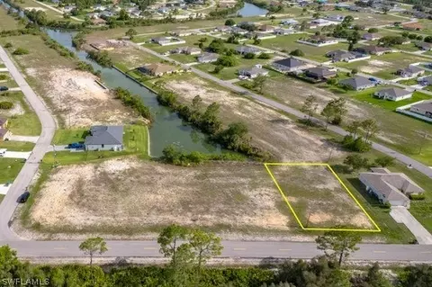 916 Durden Pkwy, Cape Coral, FL 33909
