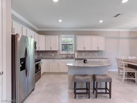3564 E Hampton Cir, Alva, FL 33920 photo 10