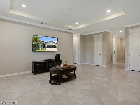 3564 E Hampton Cir, Alva, FL 33920 photo 8