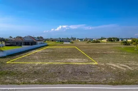 4335 Jacaranda W, Cape Coral, FL 33993