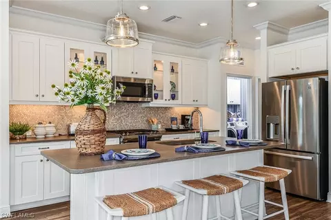4632 Centaurus Cir, Naples, FL 34120 photo 10