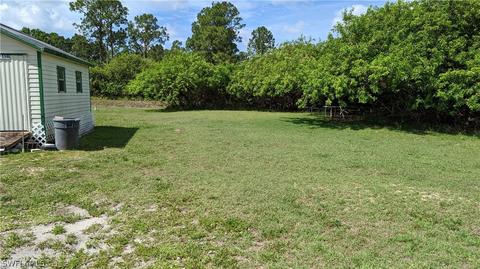 864 Haskell St E, Lehigh Acres, FL 33974 photo 3