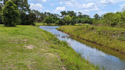 864 Haskell St E, Lehigh Acres, FL 33974 photo 28