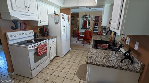 864 Haskell St E, Lehigh Acres, FL 33974 photo 11