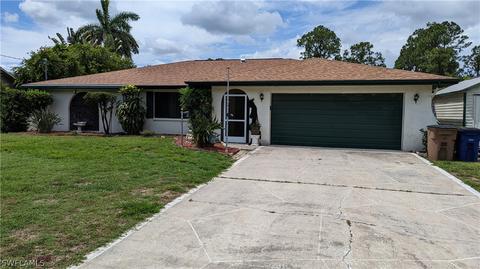 864 Haskell St E, Lehigh Acres, FL 33974 photo 2