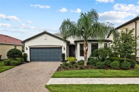 2088 Hamlin St, Naples, FL 34120 photo 2