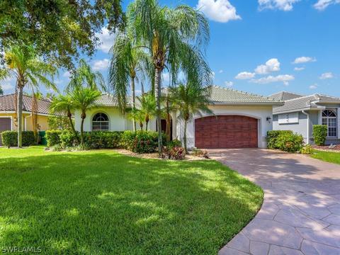 4268 Hampton Ln, Naples, FL 34119 photo 1
