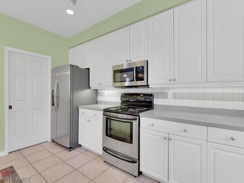 4268 Hampton Ln, Naples, FL 34119 photo 7