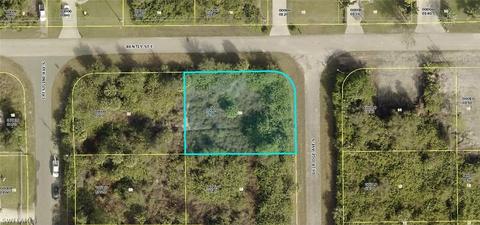 706 Delridge Ave S, Lehigh Acres, FL 33974