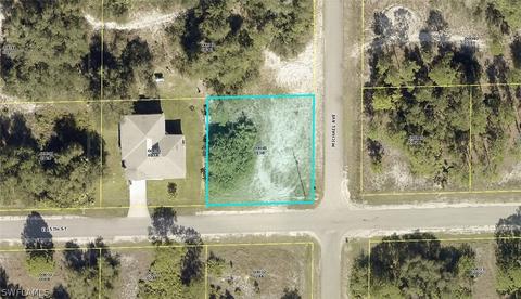 1907 E 15th St, Lehigh Acres, FL 33972