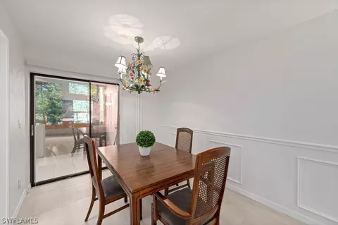 8504 Charter Club Cir #2, Fort Myers, FL 33919