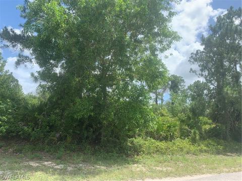 715 Chavers St, Lehigh Acres, FL 33974