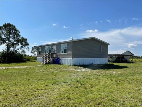 1014 Dixie Rd, Labelle, FL 33935 photo 4