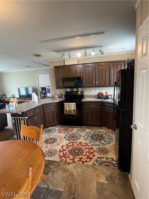 1014 Dixie Rd, Labelle, FL 33935 photo 7