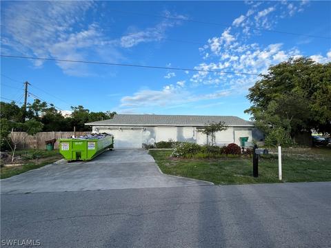 4507 Normandy Dr, Naples, FL 34112 photo 5