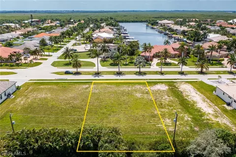 4931 Sands Blvd S, Cape Coral, FL 33914