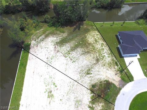 2219 SW 4th Ct, Cape Coral, FL 33991