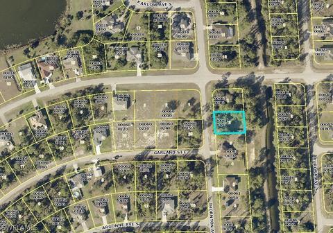 213 Thornton Ave S, Lehigh Acres, FL 33974