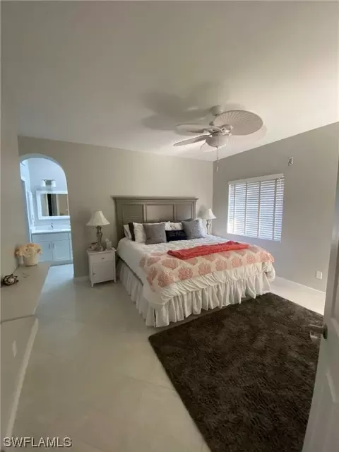 2270 Nchorge Ln #A, Naples, FL 34104 photo 4