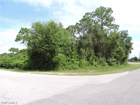 14261 Chancellor St, Fort Myers, FL 33905