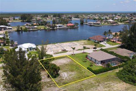 2811 NW 42nd Pl, Cape Coral, FL 33993