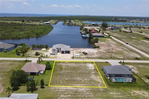 4628 NW 34th Ter, Cape Coral, FL 33993