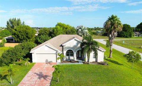 2101 NW 14th Ter, Cape Coral, FL 33993
